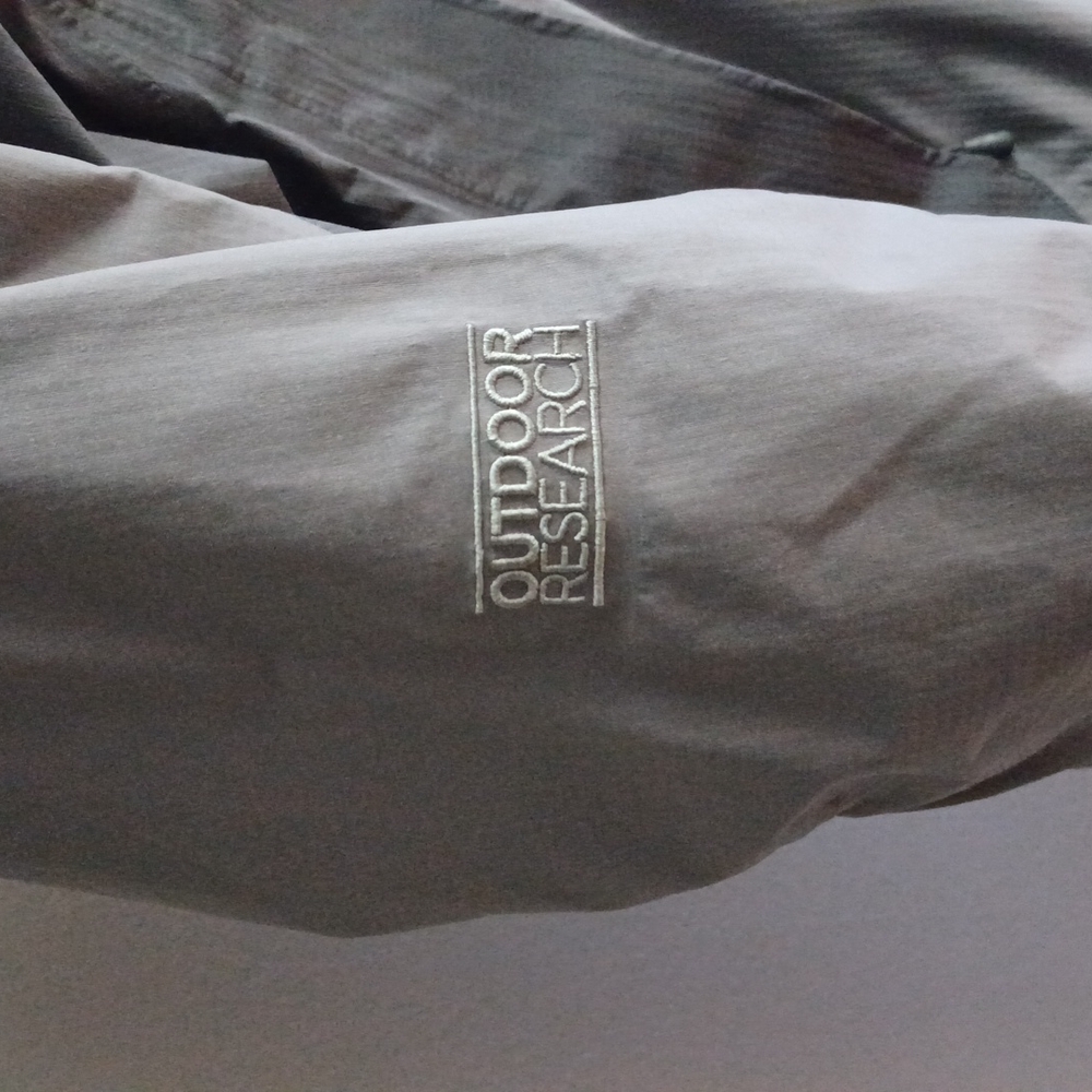Outdoor Research Women's Shell Windbreaker hood zips into collar & side zip - Picture 11 of 15
